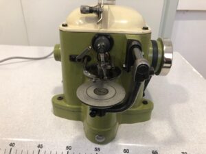 Maquina para coser piel con pelo reacondicionada