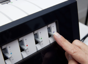 Remalladora/Recubridora Pfaff Admire Air 6000 - Imagen 8