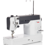 Bernette B08 Straight stitch