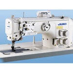 Máquina de coser industrial de triple arrastre con dos agujas. Juki LU 2860.