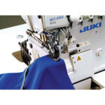 Máquina overloock de tres hilos con morro cilíndrico Juki MO-6904C